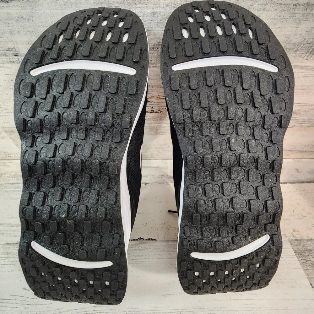 Nike Promina Running Shoes Mens 10 Black White Cushioned FV5285-002 NWB